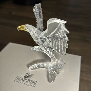 Swarovski eagle figurine on original box.